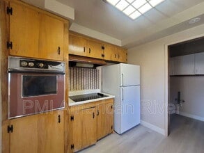 625 Elizabeth St in West Sacramento, CA - Building Photo - Building Photo