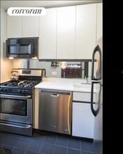 250 W 89th St in New York, NY - Building Photo - Building Photo