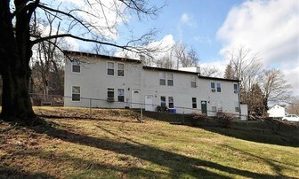 432 Stoneman St in Bethlehem, PA - Building Photo