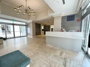 1801 S Flagler Dr in West Palm Beach, FL - Building Photo - Building Photo