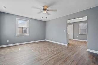 413 Colonial Ave, Unit 2205 in Hampton, VA - Building Photo - Building Photo