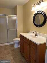 88 Woolsey Ct in Pennington, NJ - Building Photo - Building Photo