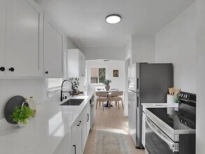 608 S University Rd in Spokane Valley, WA - Building Photo - Building Photo