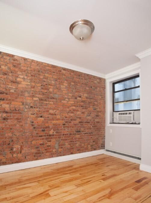 40 Avenue B, Unit 3W in New York, NY - Foto de edificio - Building Photo