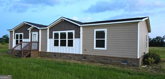 378 Tom McCall Rd in Claxton, GA - Building Photo - Building Photo
