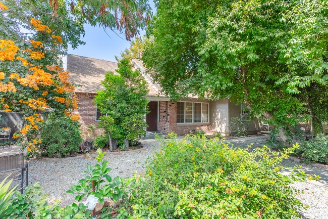 property at 5825 Fulton Ave