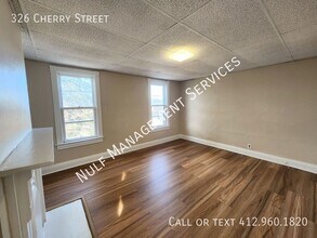 326 Cherry St in West Homestead, PA - Building Photo - Building Photo