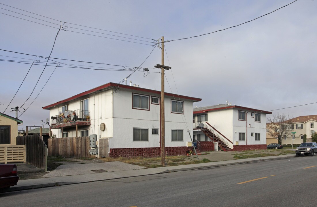 4470-4480 Bassett St in Santa Clara, CA - Foto de edificio