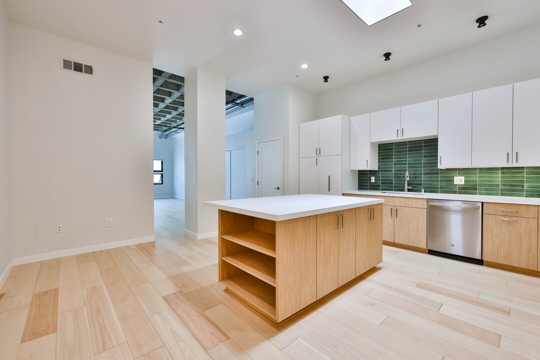 3211 5th Ave, Unit 304 in San Diego, CA - Building Photo