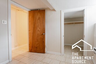 2886 N Clark St in Chicago, IL - Building Photo - Building Photo