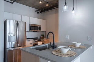 Premier Lofts in Denver, CO - Building Photo