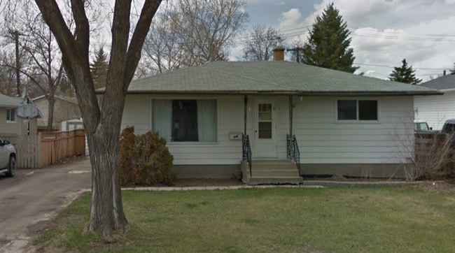 property at 6 Stapleford Crescent