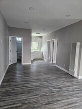 3927 Thorn St in San Diego, CA - Foto de edificio - Building Photo