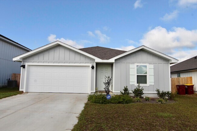 334 Flounder St, Unit 607 in Crestview, FL - Building Photo - Building Photo