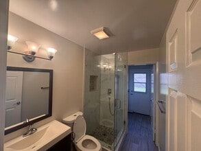 20021 Shorewood Cir in Huntington Beach, CA - Building Photo - Building Photo