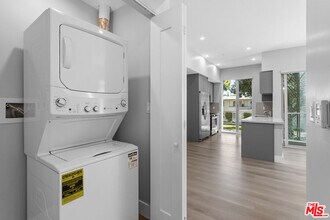 1223 Hayworth Ave in West Hollywood, CA - Building Photo - Building Photo