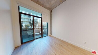 414 N Orange St in Glendale, CA - Building Photo - Building Photo