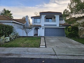 5407 San Carlos Way in Rocklin, CA - Building Photo