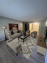 38th Place in Omaha, NE - Building Photo