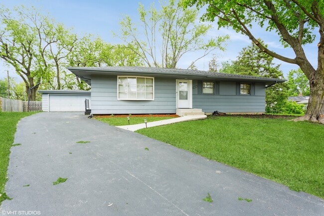 property at 1319 Charlotte Ct