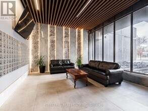 4101 Sheppard Ave E in Toronto, ON - Building Photo - Building Photo