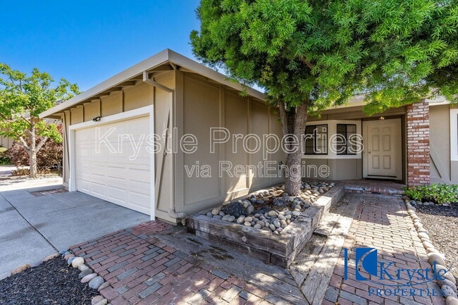 343 Clydesdale Dr in Vallejo, CA - Building Photo - Building Photo