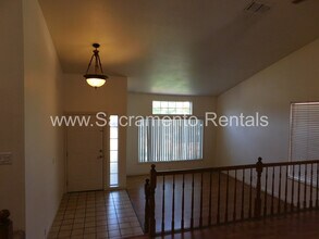 8435 Amrita Ct in Sacramento, CA - Building Photo - Building Photo