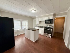 409 N Crigler St in Charlotte, NC - Building Photo - Building Photo