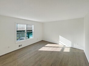 3036 Destin Cir in Snellville, GA - Building Photo - Building Photo