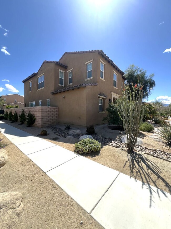 575 Via De La Paz in Palm Desert, CA - Building Photo - Building Photo