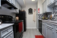 Lakeside Forest photo'