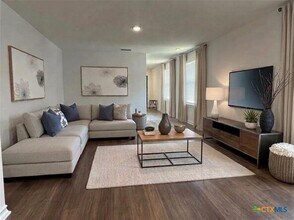 936 Heartseed Ave in New Braunfels, TX - Building Photo - Building Photo