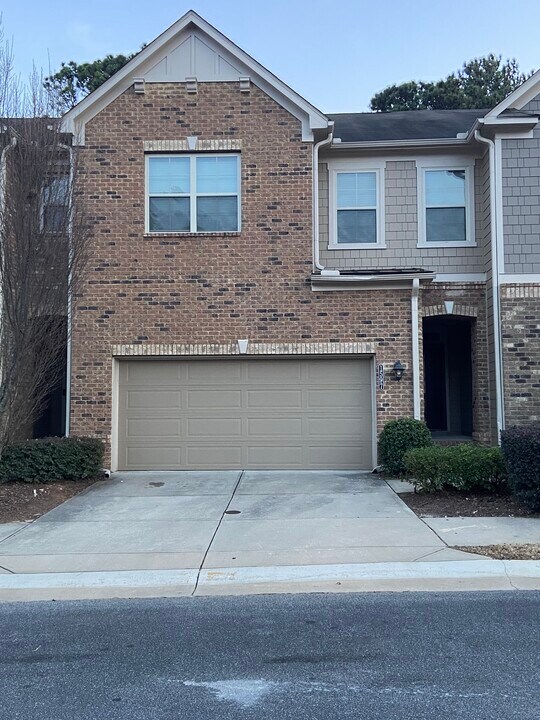 1597 Trailview Way NE in Atlanta, GA - Foto de edificio