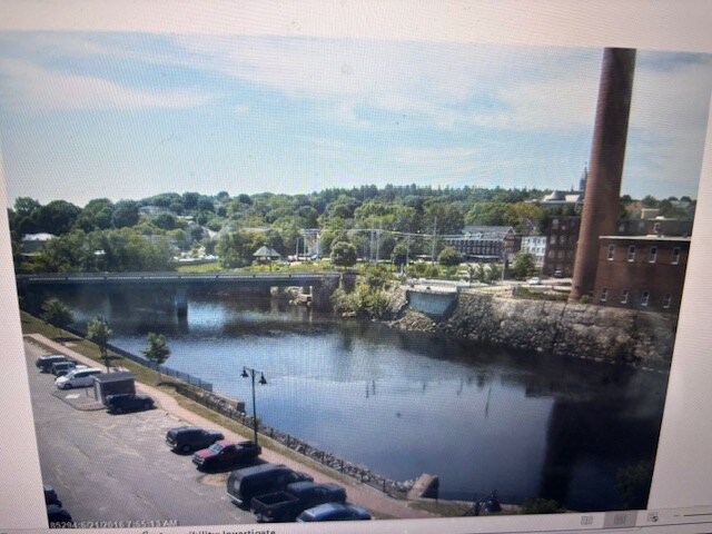 638 Elm St in Saco, ME - Building Photo