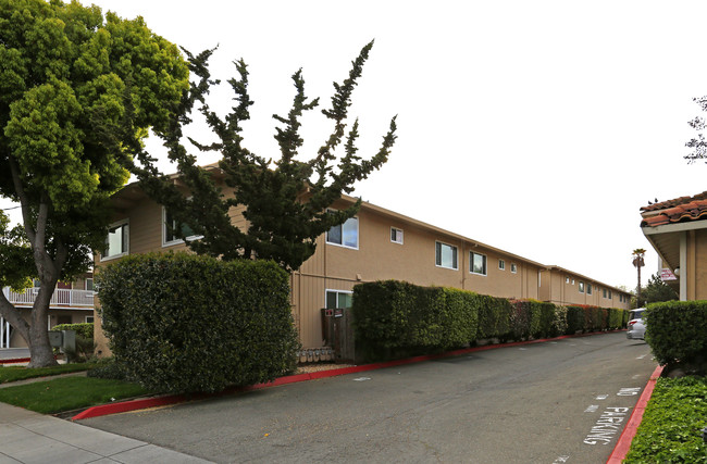 Marymount Place in Santa Clara, CA - Building Photo - Building Photo