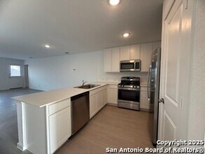 224 Ottawa Wy in New Braunfels, TX - Building Photo - Building Photo