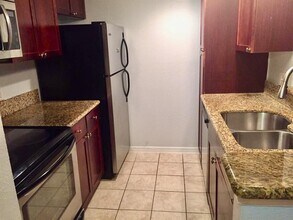 5148 Conroy Rd in Orlando, FL - Building Photo - Building Photo