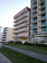 Seascape Condominium in Virginia Beach, VA - Building Photo - Building Photo