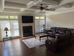 209 Haley Farm Way in Canton, GA - Building Photo - Building Photo