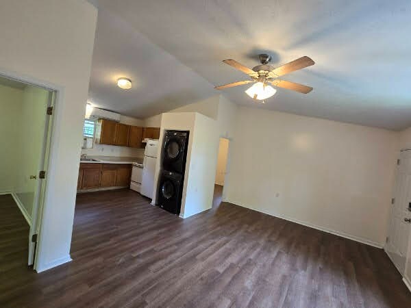 105 Windy Gap Rd, Unit Unit 2 - Upstairs in Blowing Rock, NC - Building Photo - Building Photo