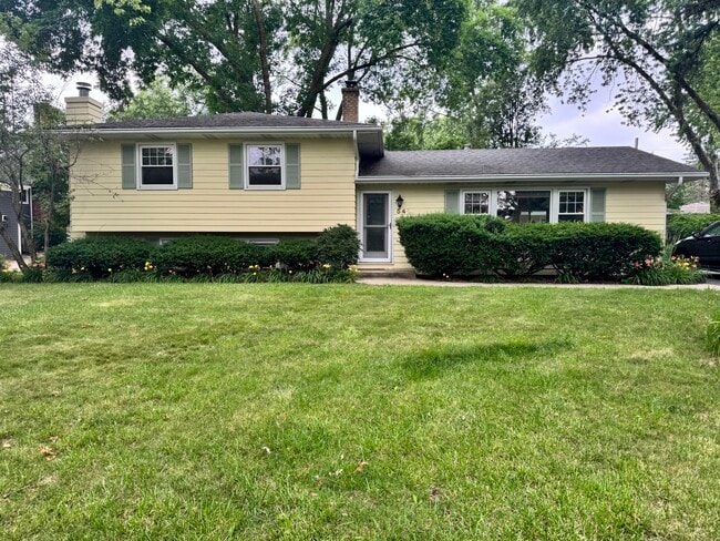 property at 541 Cypress Dr