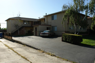 1616 Queen Charlotte Dr in Sunnyvale, CA - Building Photo - Building Photo