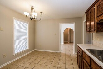 1438 Clockshop Dr in Hernando, MS - Building Photo - Building Photo