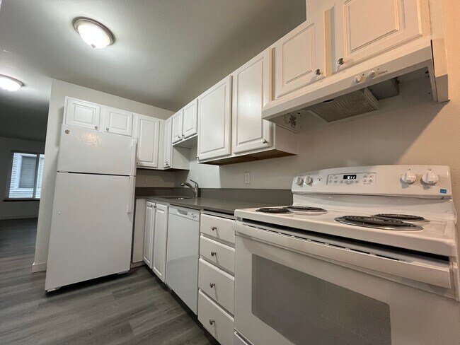 property at 9227 Interlake Ave N