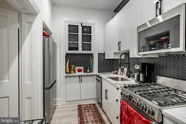 305 S Walnut St in West Chester, PA - Building Photo - Building Photo