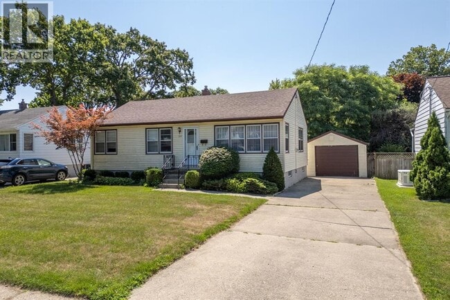 property at 751 Kemsley Dr