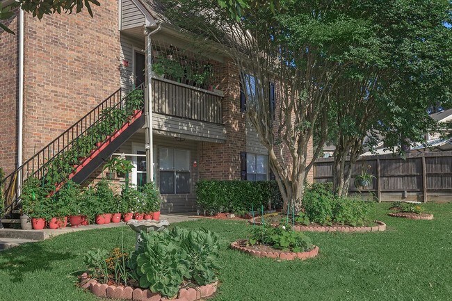 Sunpark Apartment Homes in Conroe, TX - Foto de edificio - Building Photo
