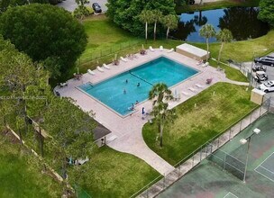 425 Greenfield Rd in Winter Haven, FL - Building Photo - Building Photo