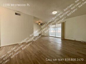 1598 Westwood Pl in Hemet, CA - Building Photo - Building Photo