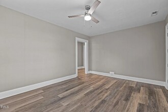 211 W Sycamore St in Zebulon, NC - Building Photo - Building Photo